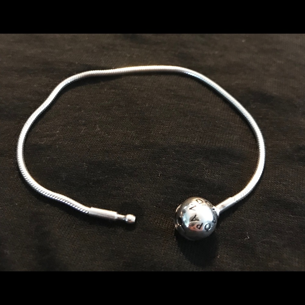 Pandora essence bracelet